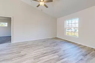 4210 Auburndale Dr, Chipley, FL 32428 - Photo 18