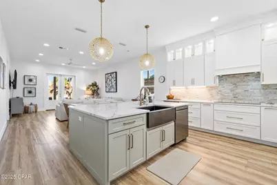 7028 Thomas Drive, Panama City Beach, FL 32408 - Photo 6