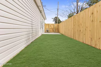 1017 E Hamilton Avenue, Panama City, FL 32401 - Photo 4