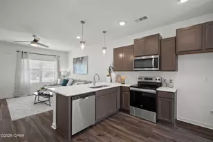 5870 Tyndall Pl, Panama City, FL 32404 - Photo 6