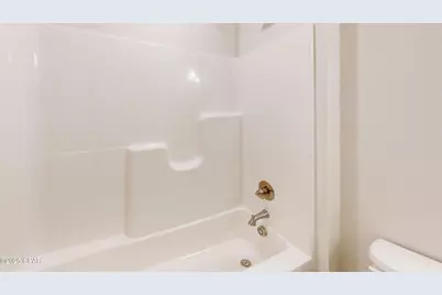 2263 Shenandoah Boulevard, Chipley, FL 32428 - Photo 6