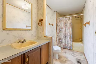 20431 Teaka Ln, Fountain, FL 32438 - Photo 14