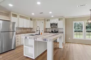 1139 Buddy Gilley Rd, Bonifay, FL 32425 - Photo 10