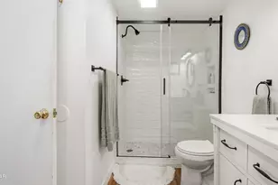 2100 W Beach Dr, Panama City, FL 32401 - Photo 18