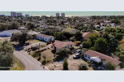 585 Lagoon Oaks Drive, Panama City, FL 32408 - Photo 24