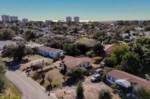 585 Lagoon Oaks Dr, Panama City, FL 32408 - Photo 24