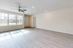 3880 Brickell Ave, Chipley, FL 32428 - Photo 18