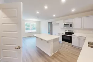 3892 Bricknell Ave, Chipley, FL 32428 - Photo 8