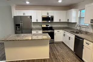 2616 Redwood St, Panama City, FL 32408 - Photo 2