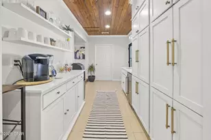 1613 Dewitt St, Panama City, FL 32401 - Photo 6