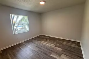 3903 W 22nd St, Panama City, FL 32405 - Photo 8