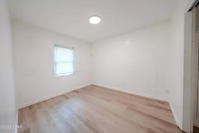 110 W 12th Street, Panama City, FL 32401 - Photo 12