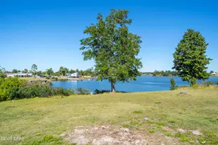 7017 Hugh Dr, Callaway, FL 32404 - Photo 44