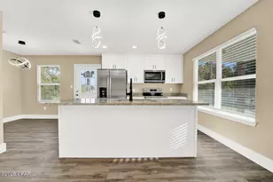 1117 Hamilton Ave, Panama City, FL 32401 - Photo 10