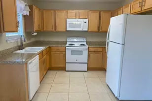 610 E Pine Forest Dr, Lynn Haven, FL 32444 - Photo 6