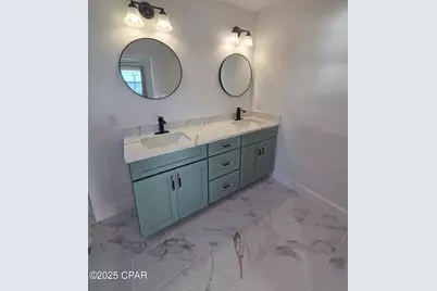 920 W Beach Drive, Panama City, FL 32401 - Photo 16