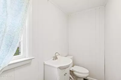 4327 Kelson Avenue, Marianna, FL 32446 - Photo 12