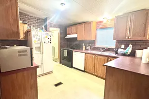 2729 Hwy 2, Campbellton, FL 32426 - Photo 18