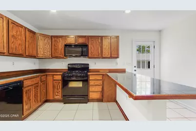 300 Deer Trail, Defuniak Springs, FL 32433 - Photo 14