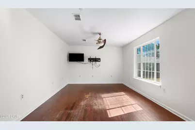 300 Deer Trail, Defuniak Springs, FL 32433 - Photo 10