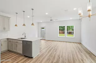 924 Grace Ave, Panama City, FL 32401 - Photo 8