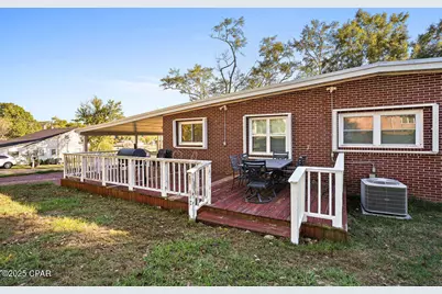 203 W Kansas Avenue, Bonifay, FL 32425 - Photo 8