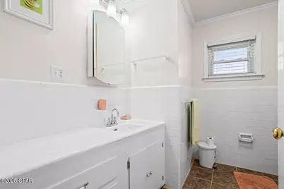 203 W Kansas Avenue, Bonifay, FL 32425 - Photo 38