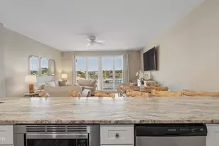 9902 S Thomas Dr, Panama City, FL 32408 - Photo 8