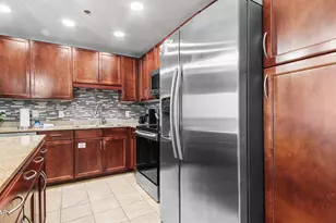 9902 S Thomas Dr, Panama City, FL 32408 - Photo 10