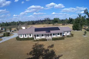 4883 Davis Dr, Marianna, FL 32446 - Photo 2