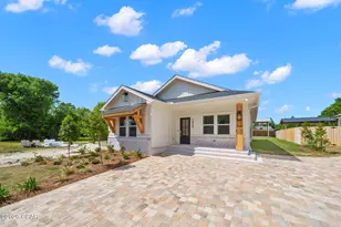 1439 1st St, Panama City, FL 32409 - Photo 2