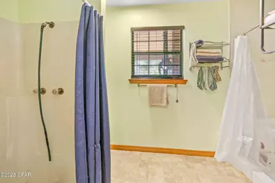 4659 Barron Road, Graceville, FL 32440 - Photo 16