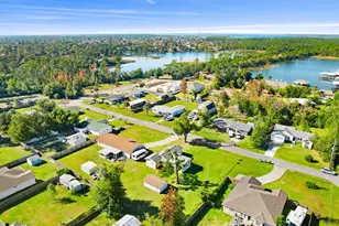 907 Kentucky Ave, Lynn Haven, FL 32444 - Photo 34