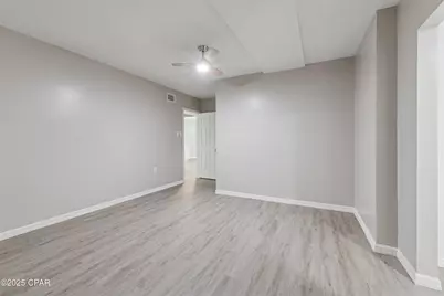 2672 W Laurel Drive, Alford, FL 32420 - Photo 10