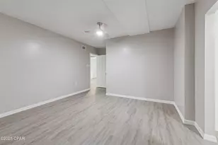 2672 W Laurel Dr, Alford, FL 32420 - Photo 10