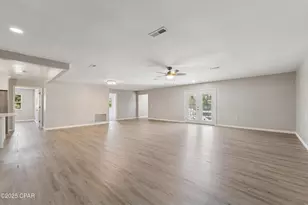 2672 W Laurel Dr, Alford, FL 32420 - Photo 8