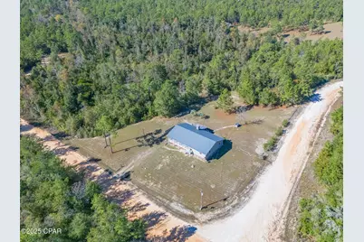 2672 W Laurel Drive, Alford, FL 32420 - Photo 48