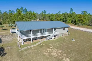 2672 W Laurel Dr, Alford, FL 32420 - Photo 1