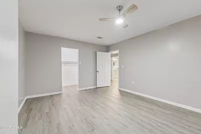2672 W Laurel Drive, Alford, FL 32420 - Photo 18