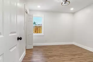 2402 E 16th Ct, Panama City, FL 32405 - Photo 20