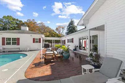 1060 8th Avenue, Graceville, FL 32440 - Photo 8