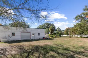 1060 8th Ave, Graceville, FL 32440 - Photo 18