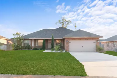 2011 Broad Street, Crestview, FL 32536 - Photo 1