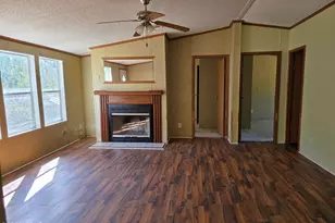 17501 Azalea St, Fountain, FL 32438 - Photo 2