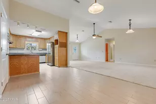 4700 Honeysuckle Ln, Marianna, FL 32446 - Photo 10