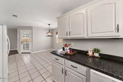 9110 Sunshine Drive, Youngstown, FL 32466 - Photo 14