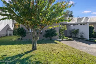 1025 W 11th Ct, Panama City, FL 32401 - Photo 2