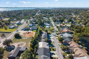 1025 W 11th Ct, Panama City, FL 32401 - Photo 38