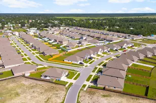 3135 Breezy Bay Ct, Southport, FL 32409 - Photo 10