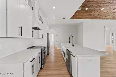 285 Hugh Thomas Drive, Panama City, FL 32404 - Photo 6